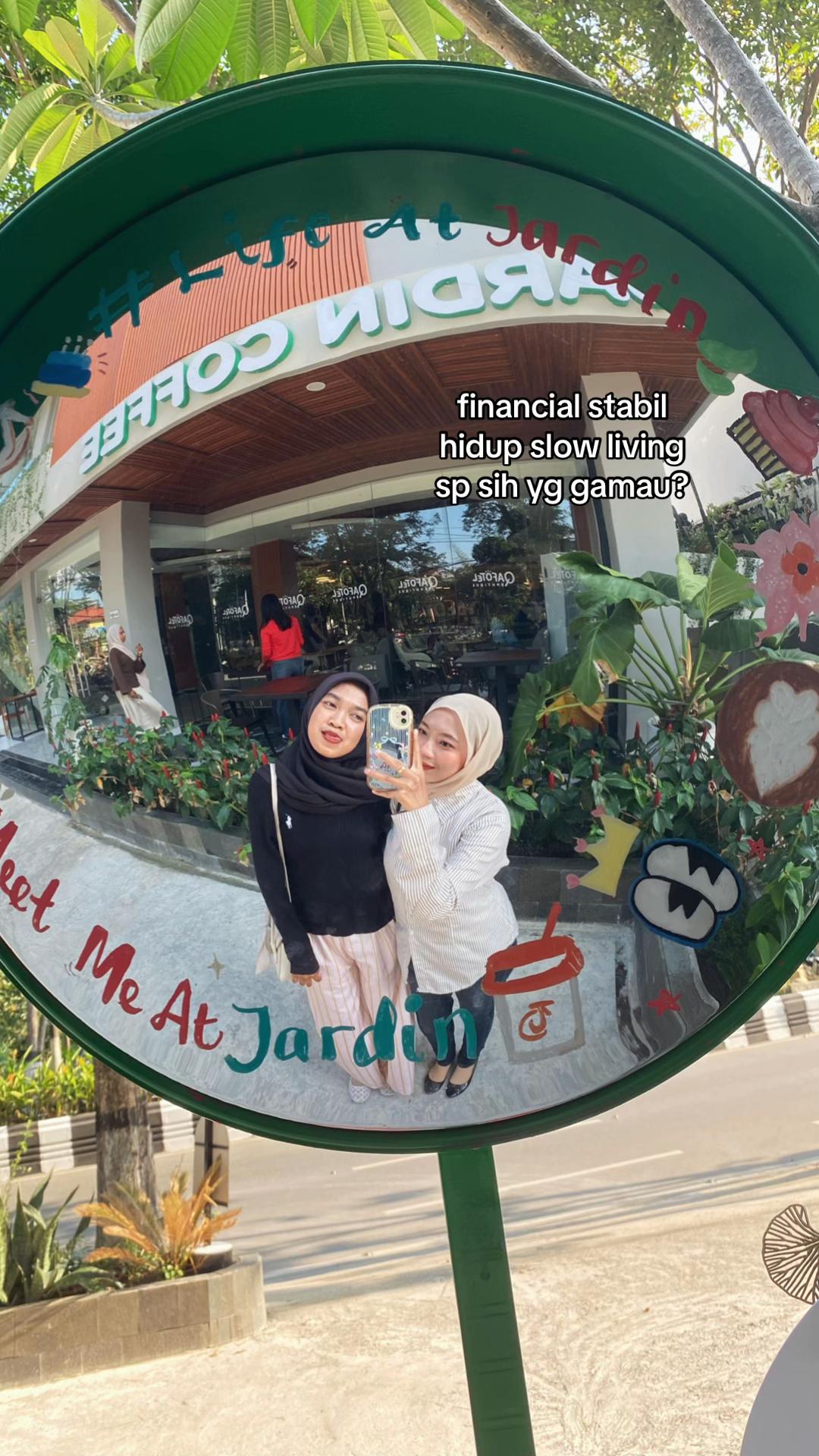 @Megakriswati