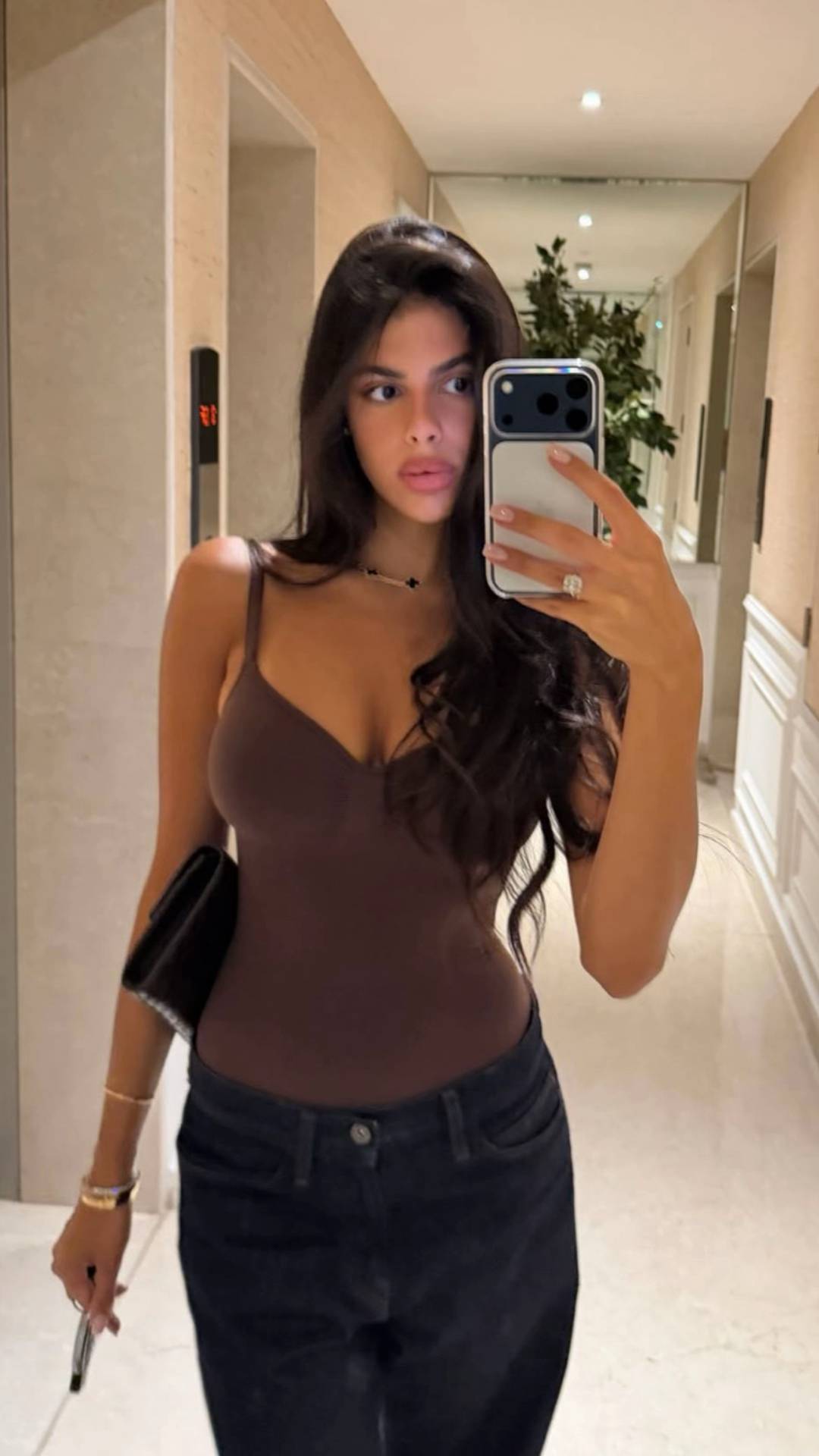 @َ