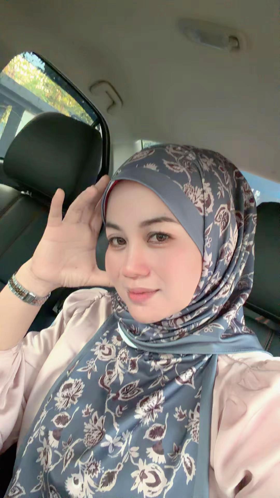 @Puterii azie