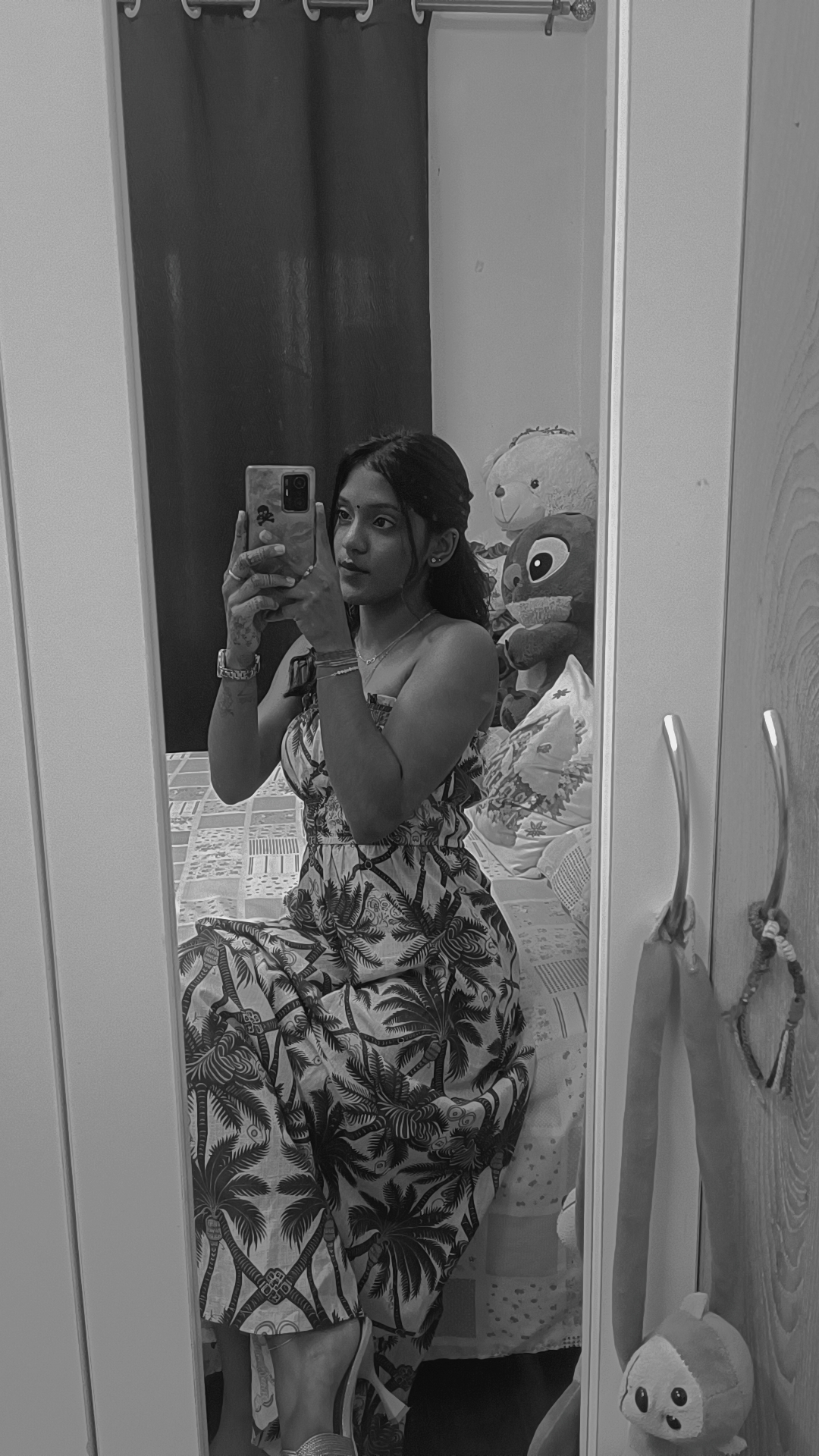 @Vanshika.𝓛 💋