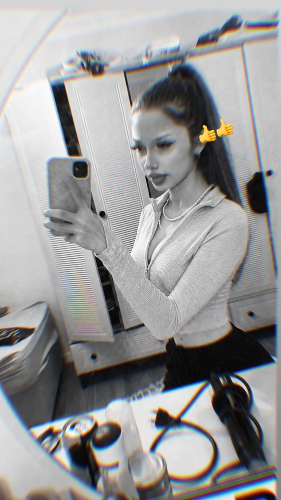 @𝓛𝓪𝓛𝓲𝓚𝓸