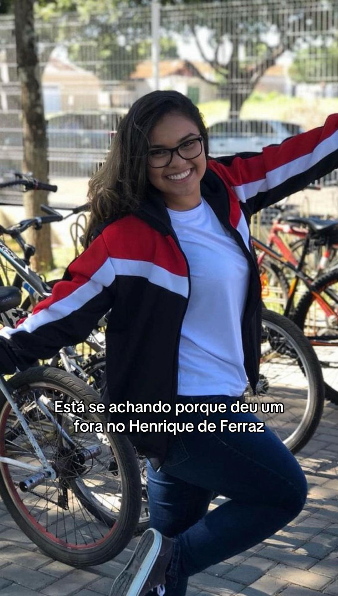 @Anielly Suares