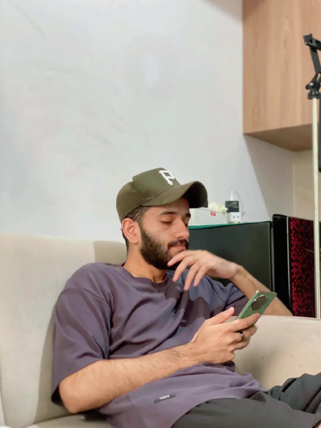 @Ali 💫