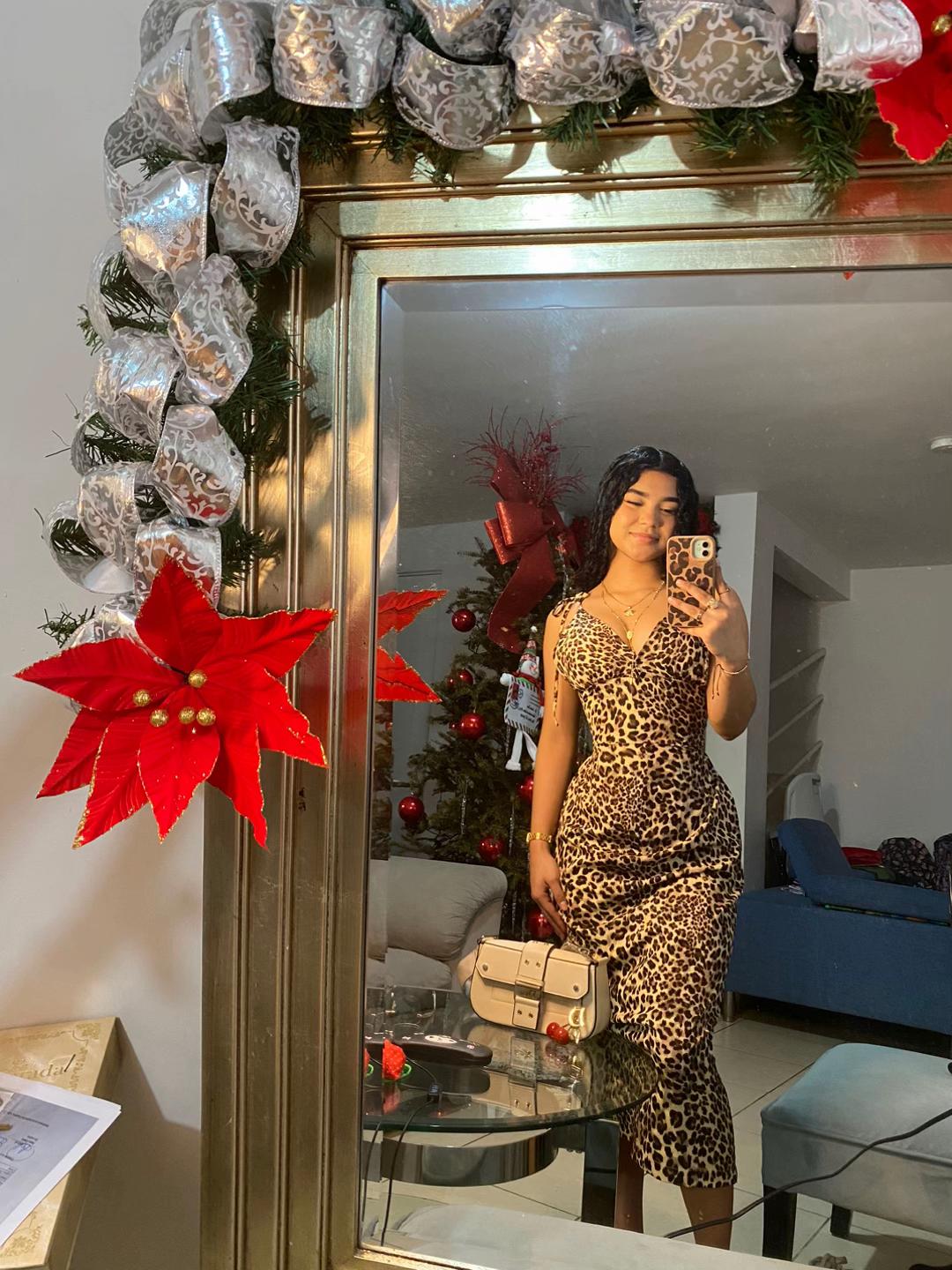 @𝒱𝒮