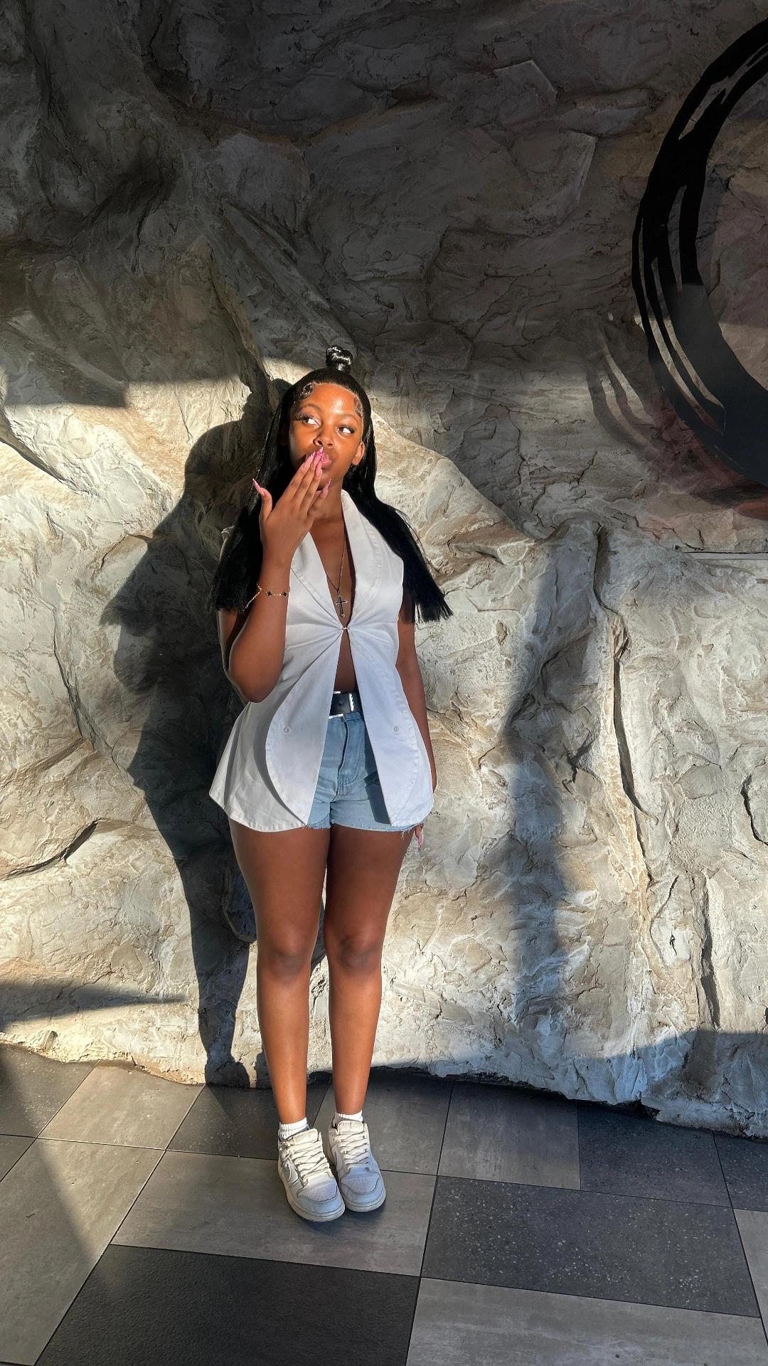 @Latoya Bontle 🕷