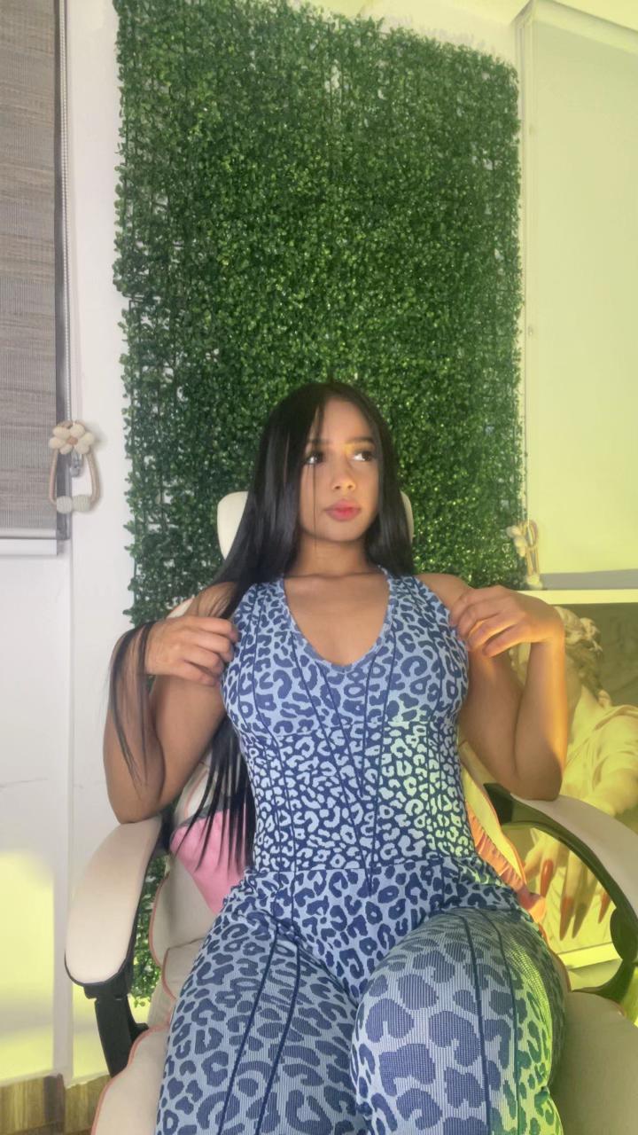 @Lia Alvarez