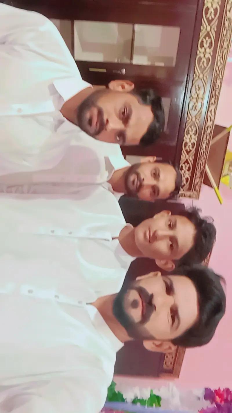 @MéhãrRáhéèl