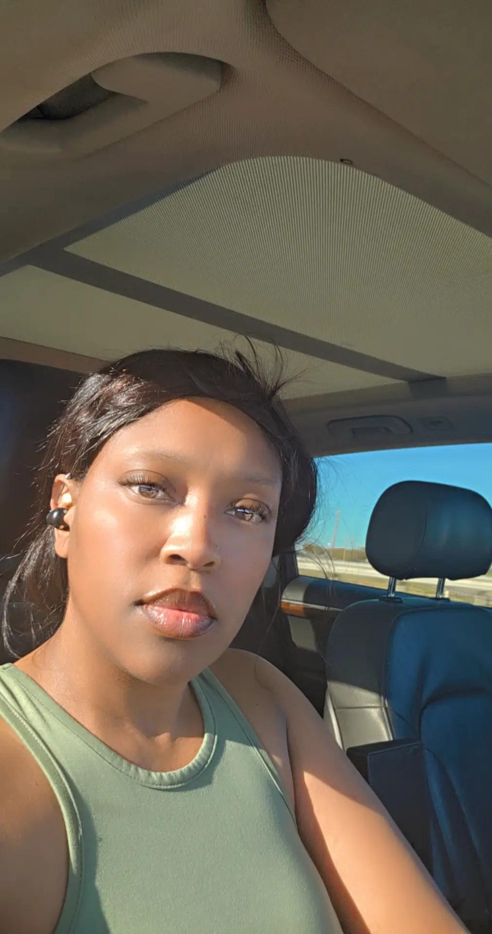 @prettyeyez