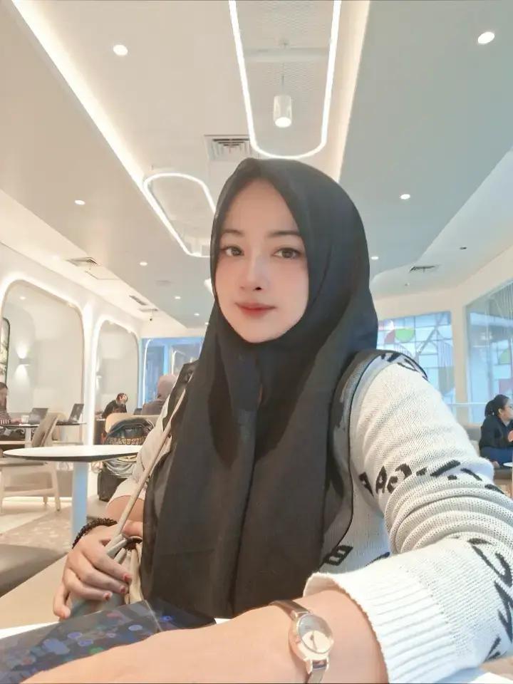 @Aurora Azzahra