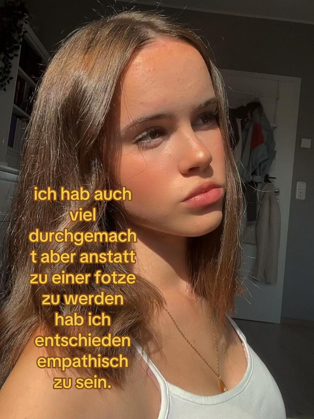 @Emma ᥫ᭡