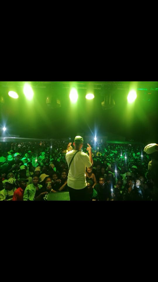 @Nikka la Lekompo