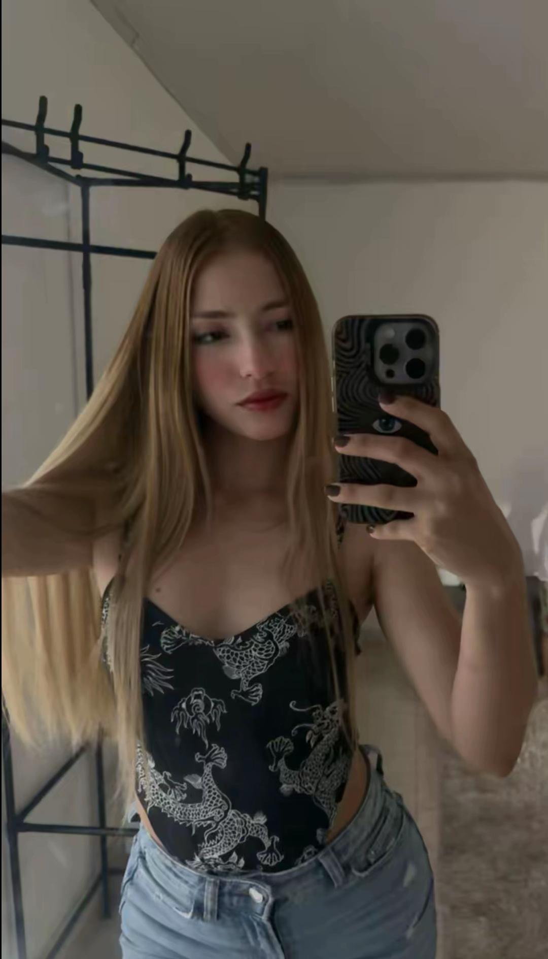@lili