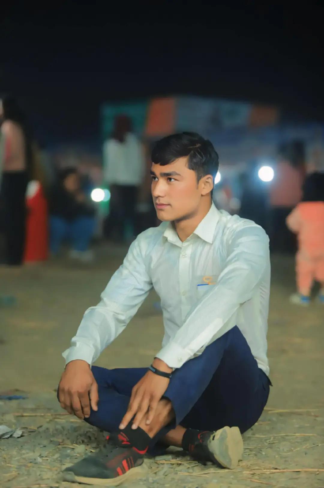 @MR⭐️SURENDR💞💐🎆