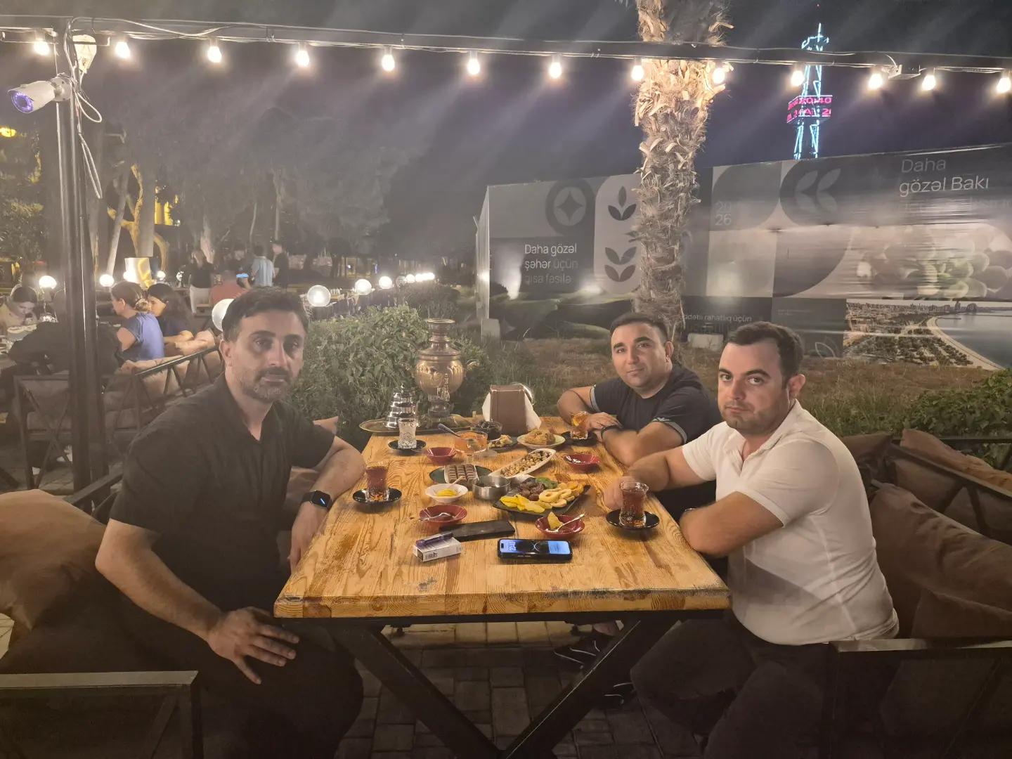 @G&uuml;n&uuml;n BRİFİNQİ