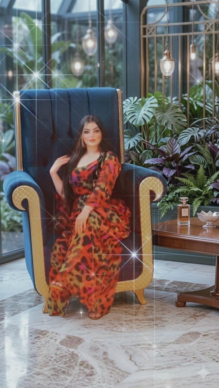 @👑QUEEN^MODEL🥻
