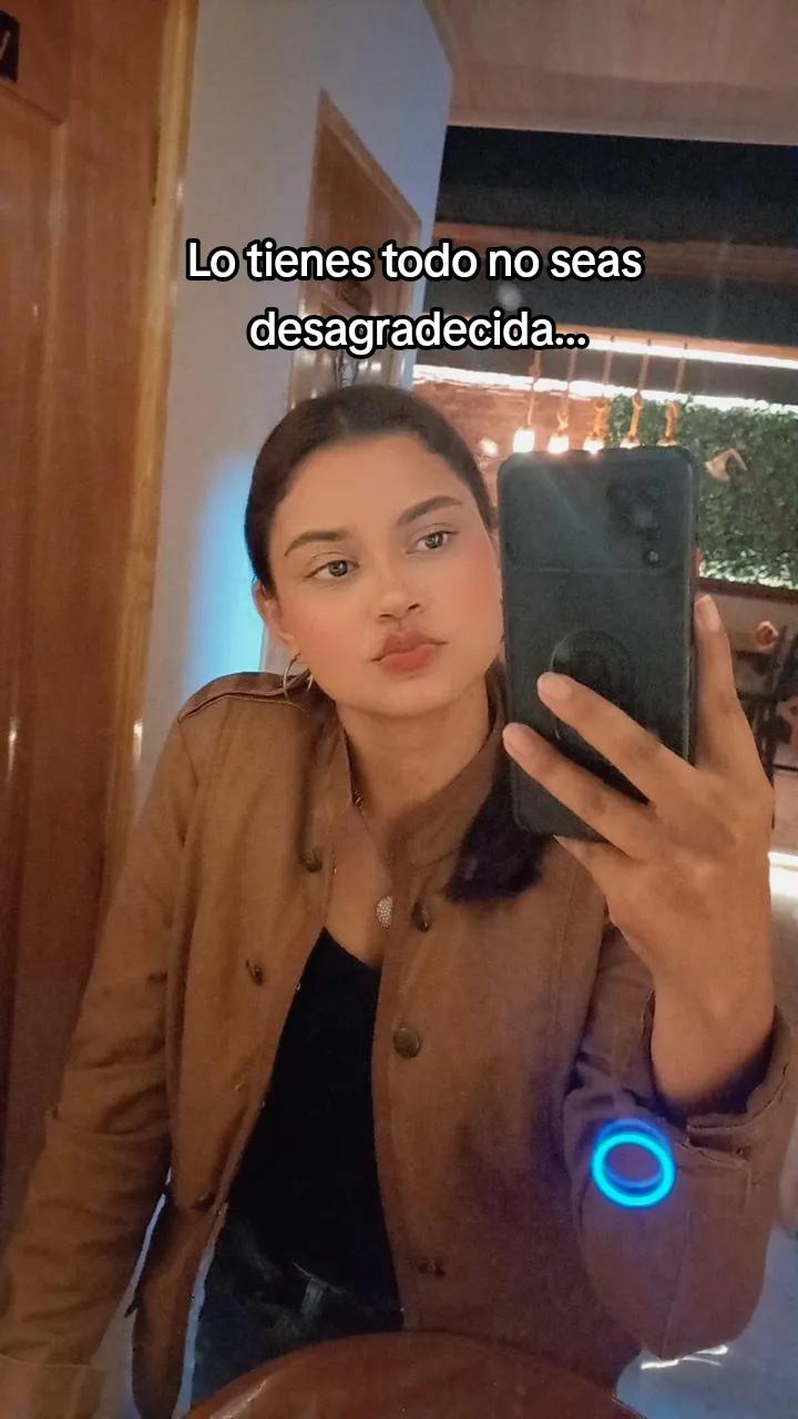 @Amy Zavala✨⚡️