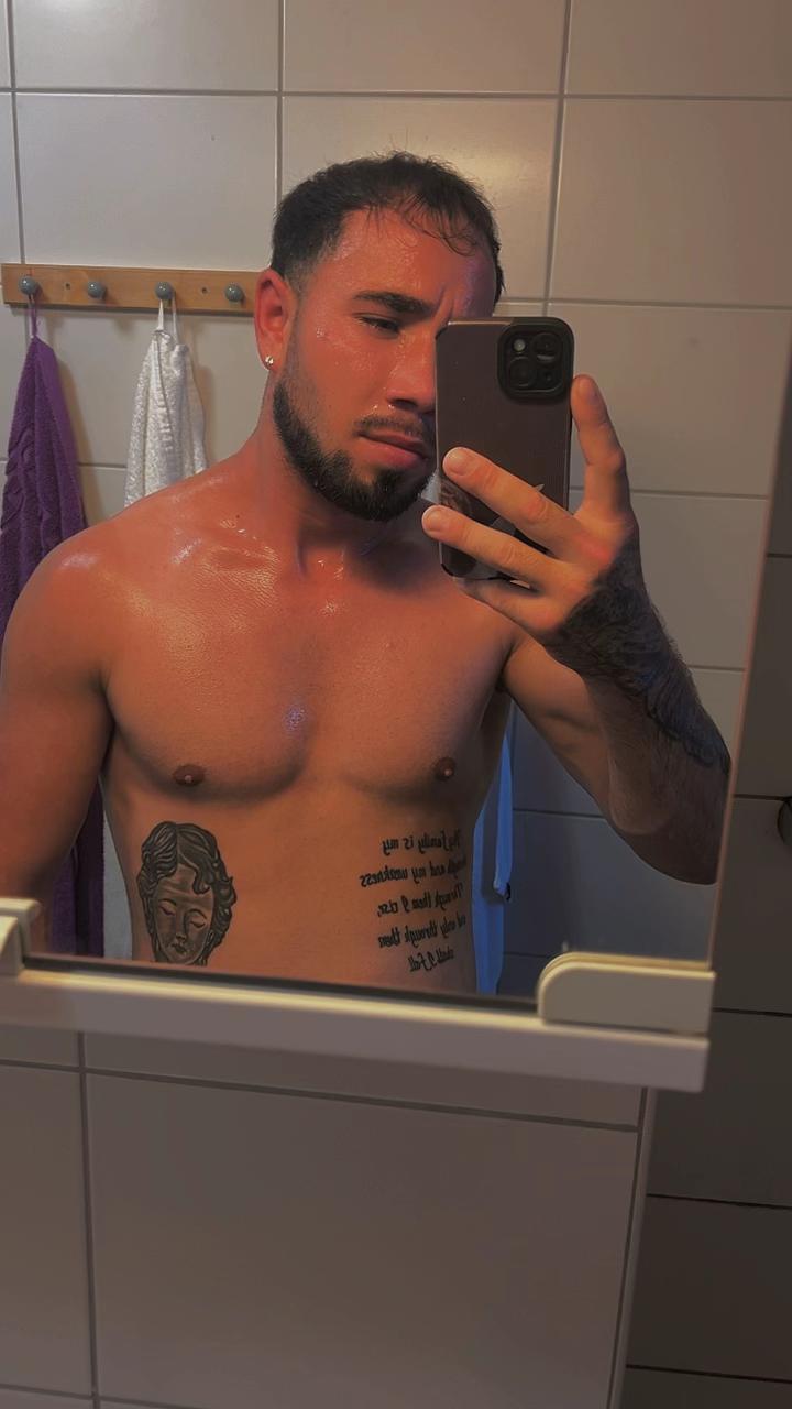 @👑Ionut Rotaru⚔️😘❤️💪⚔️🇫🇮