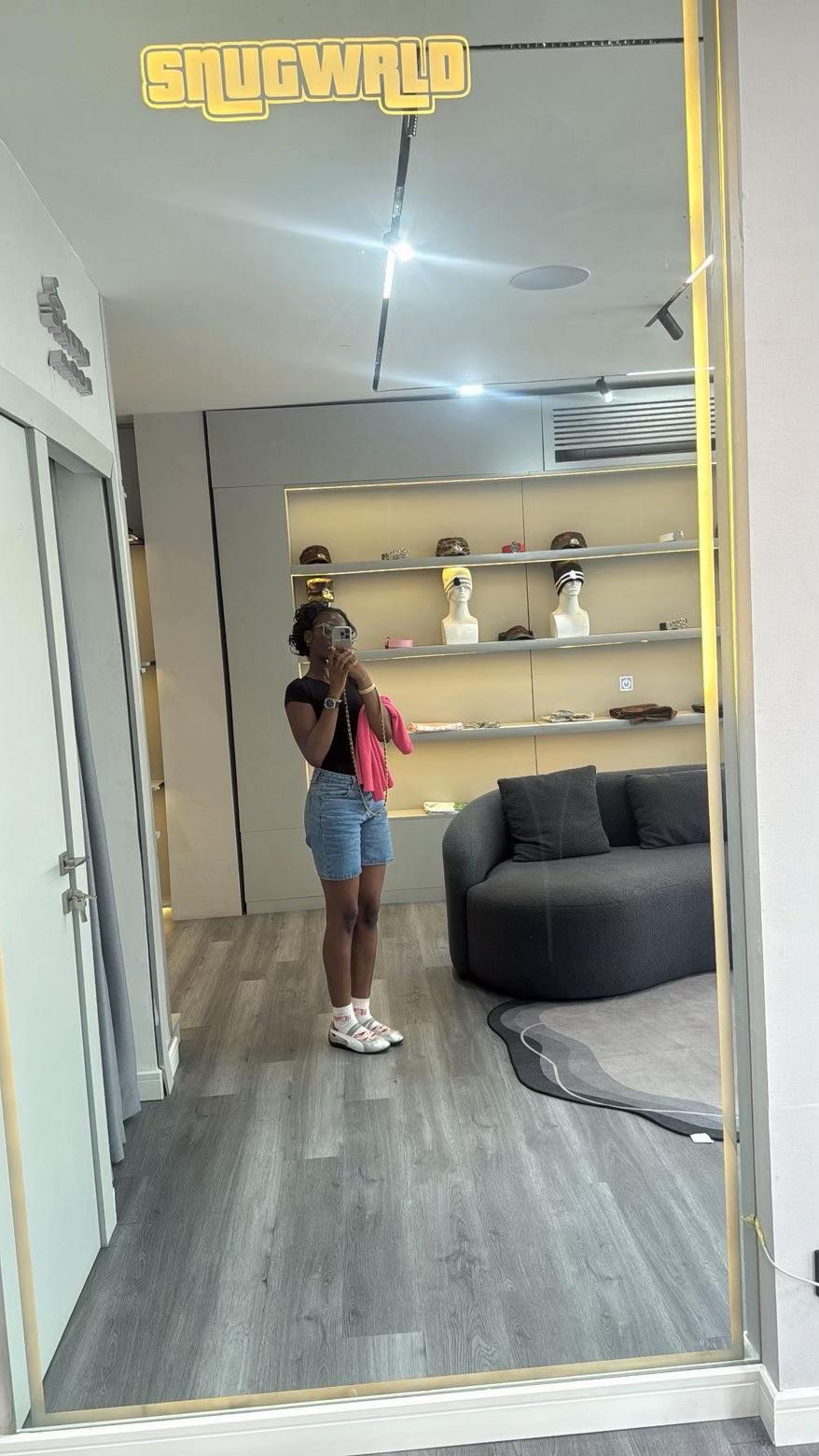 @ShopWithNinu