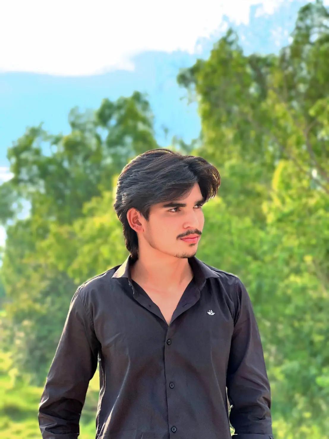 @𝐀𝐑𝐒𝐇𝐀𝐃 𝐀𝐋𝐈 ❤️🕊️