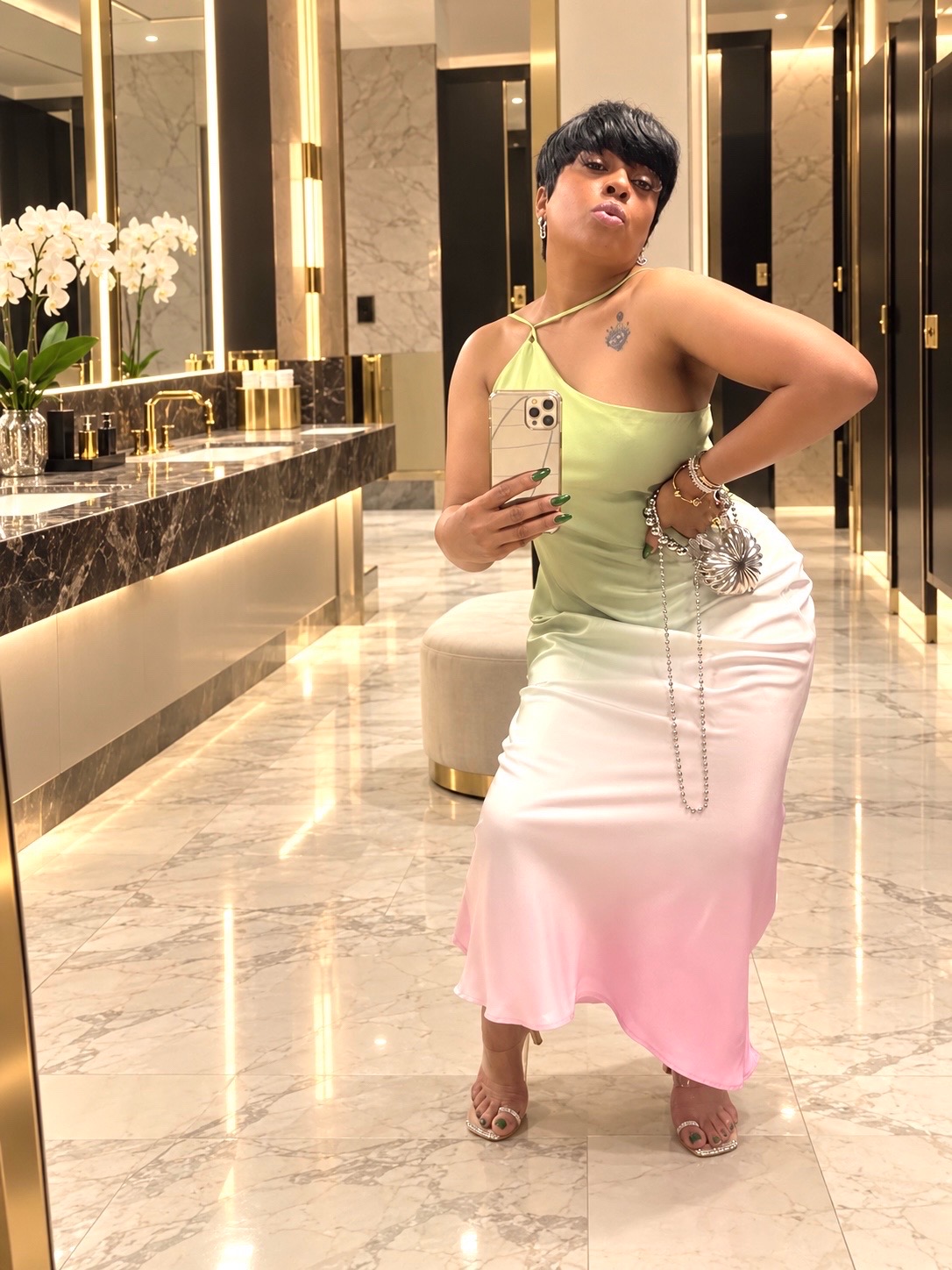 @ShellyPosh_Lifestyle