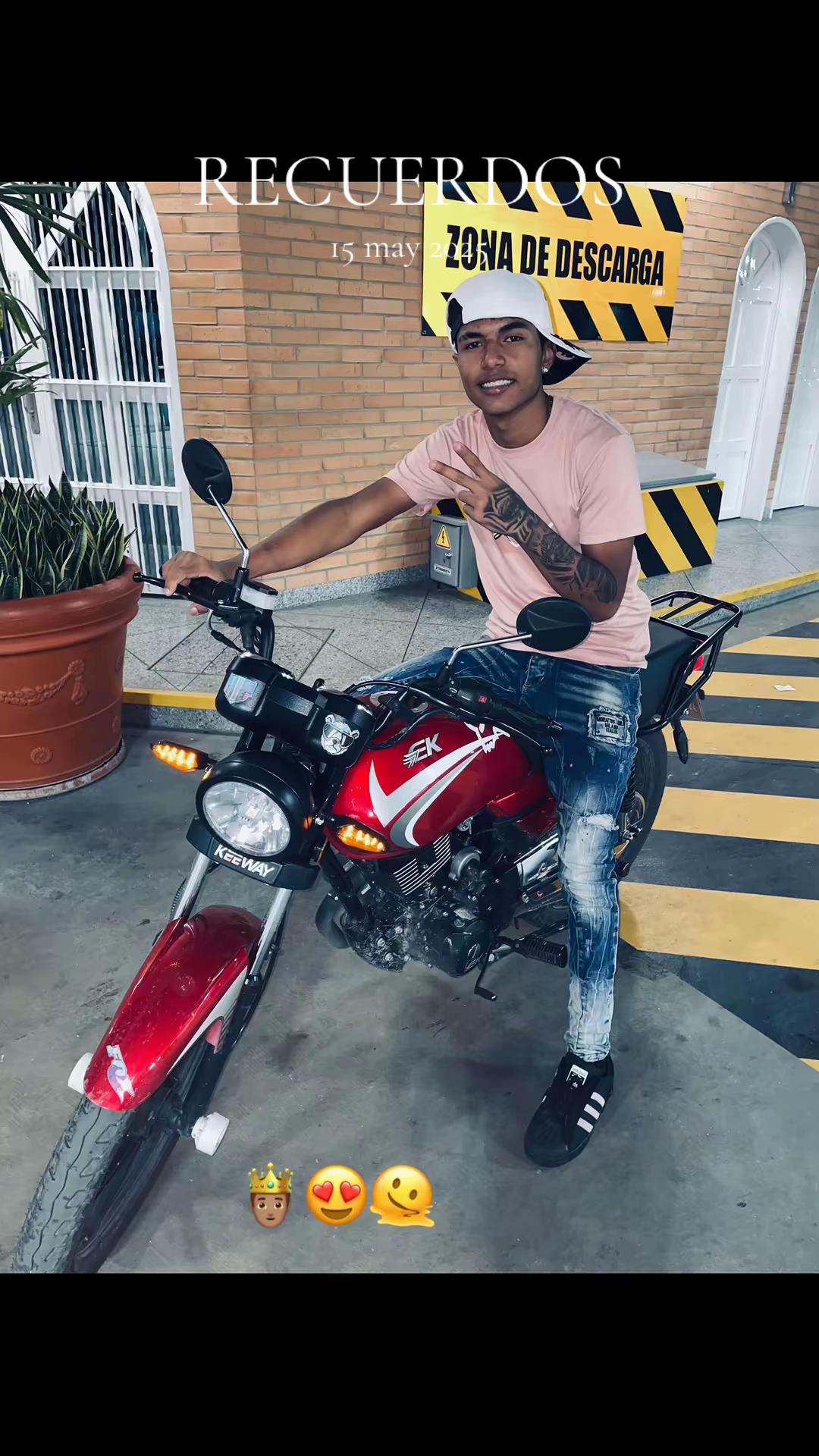 @Moisés Pérez 😁
