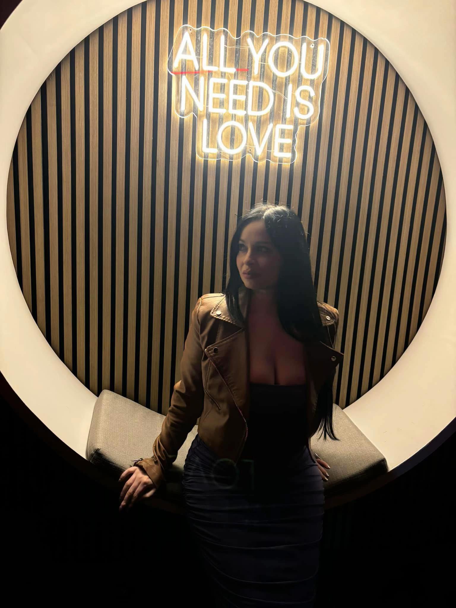 @Weyla