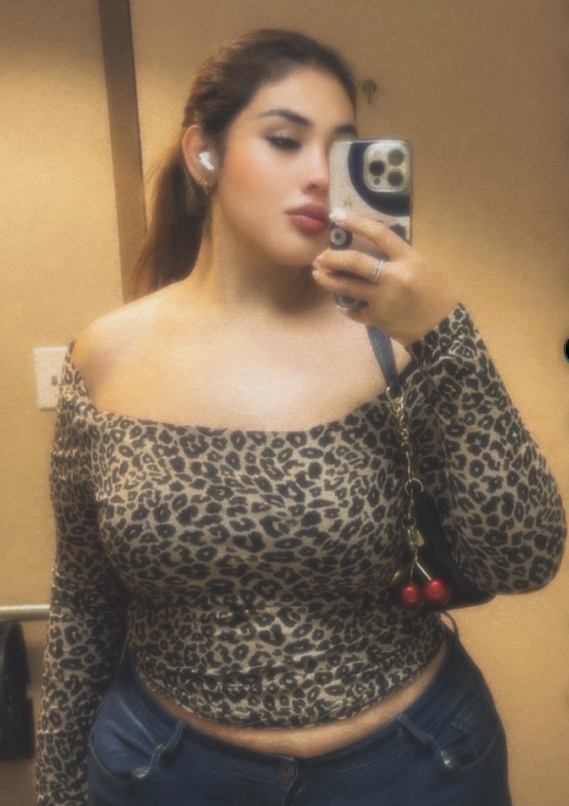 @✨