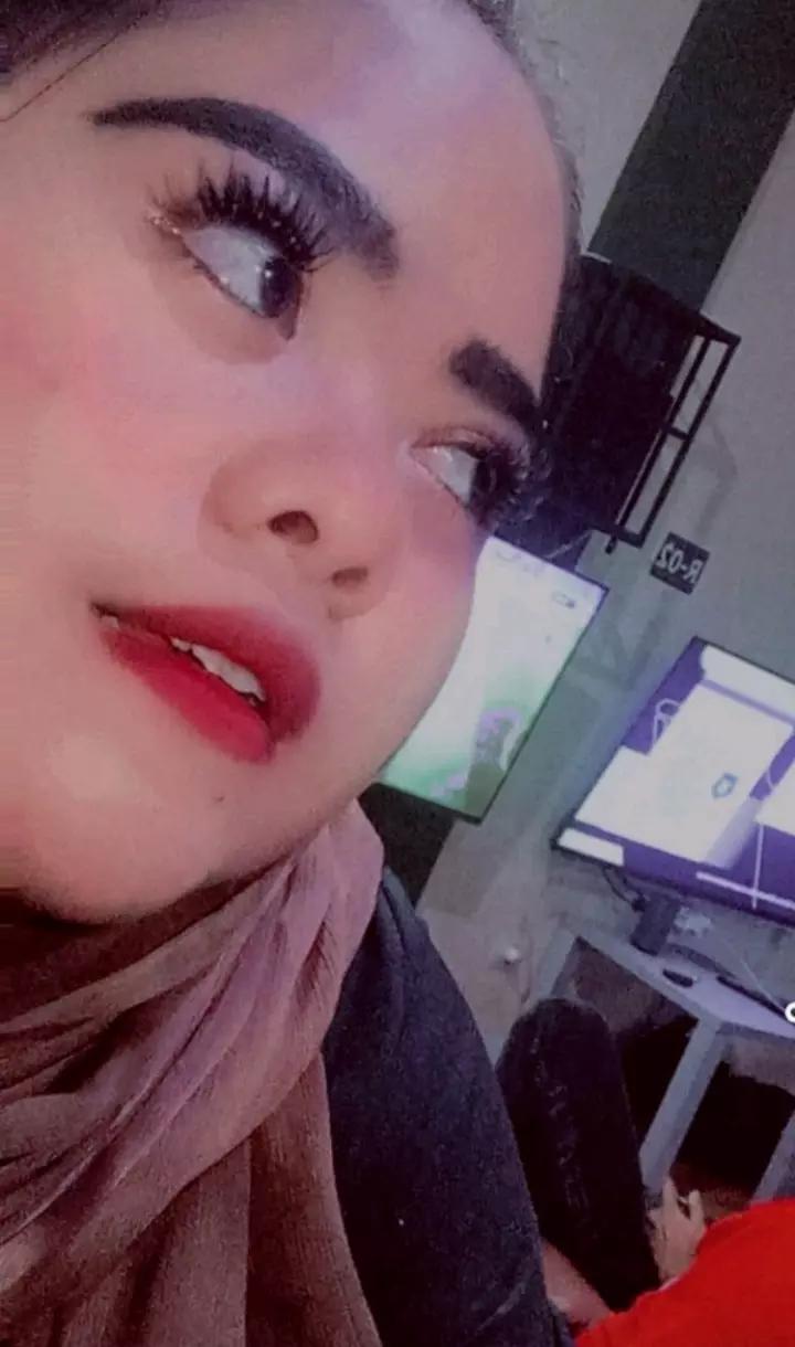 @putrirony-(RP)