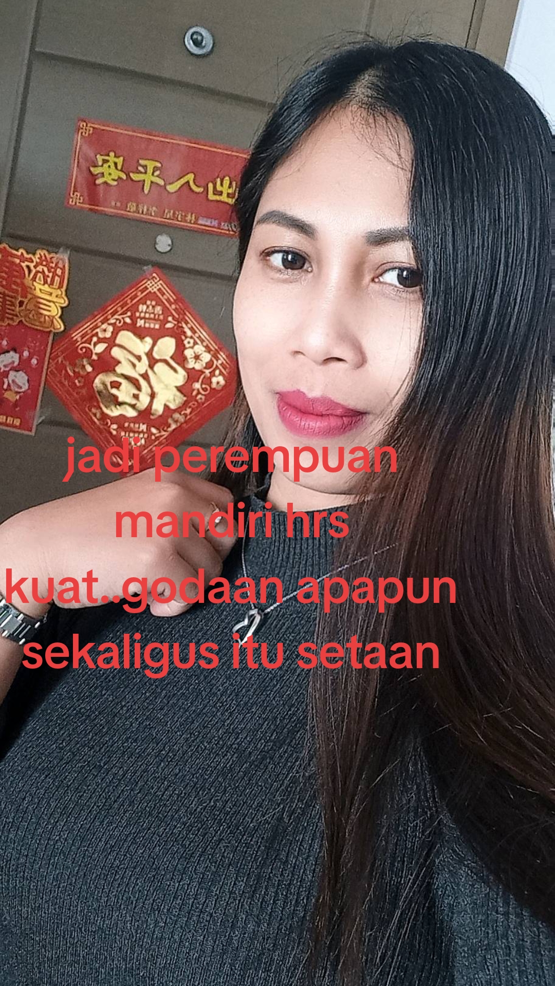 @Janda kembang merah.