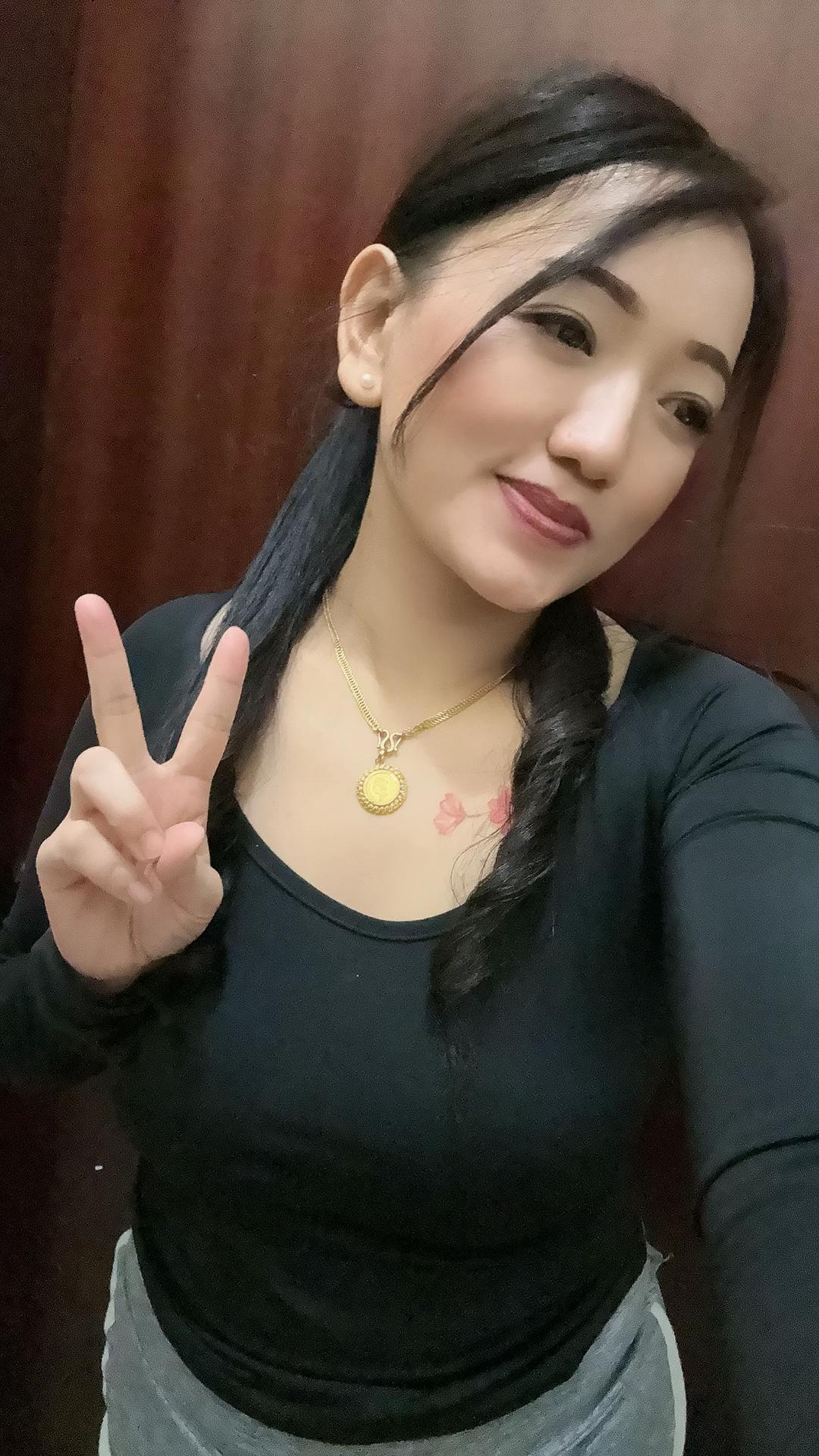 @🇳🇵🇰🇼💅 Sarmila 🧿✨
