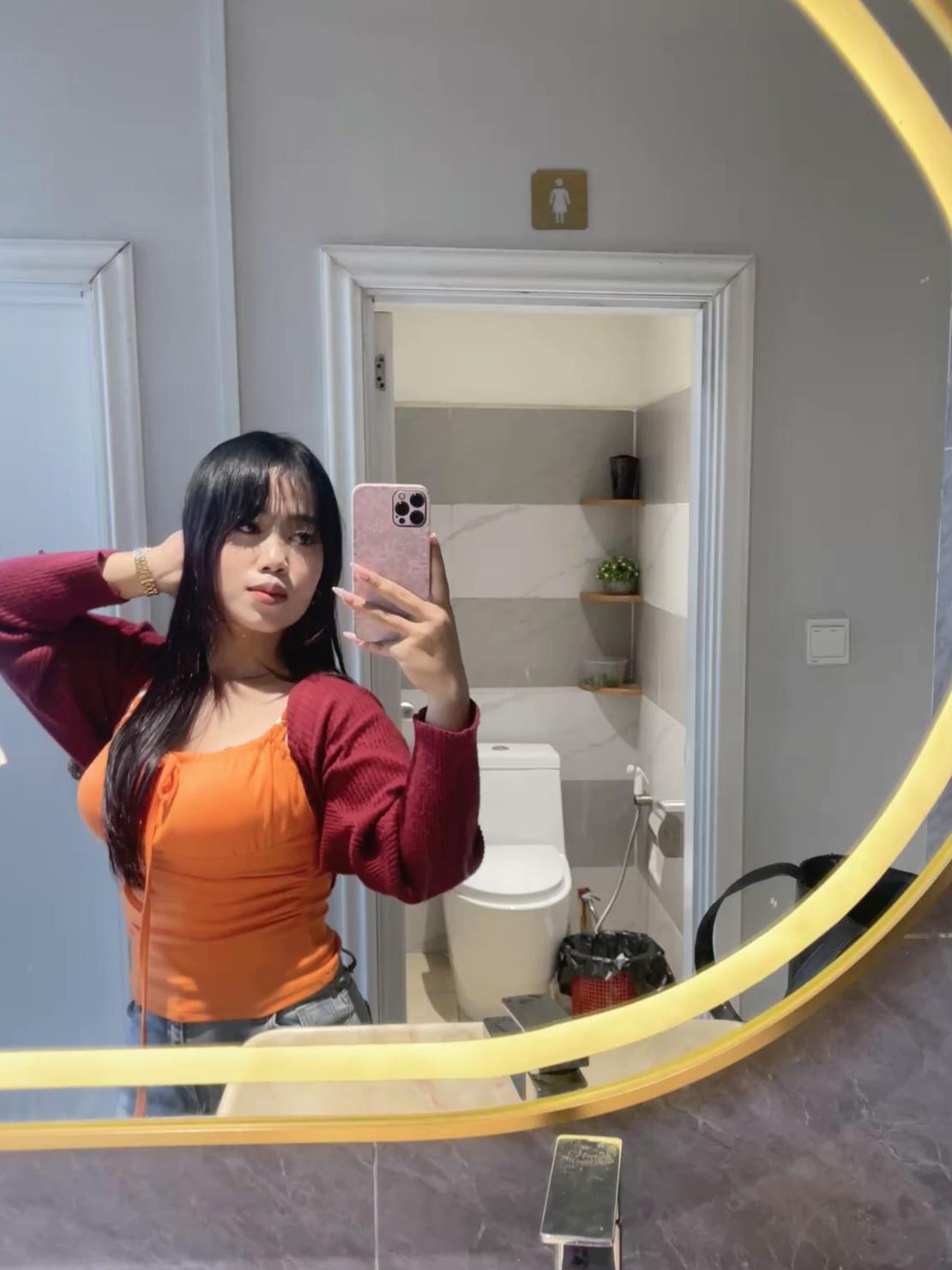 @KimHouy-គីម ហួយ💜