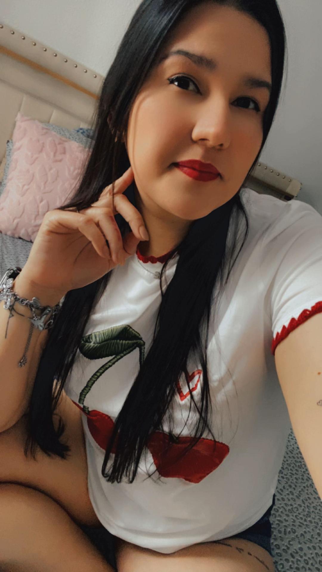 @G I G I 🍒 ✨