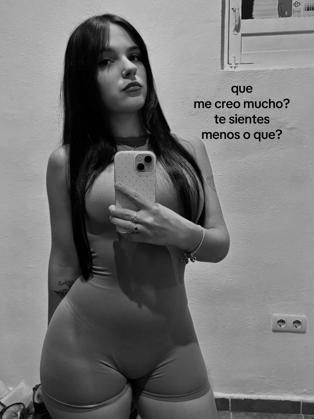 @__cclaaraa._