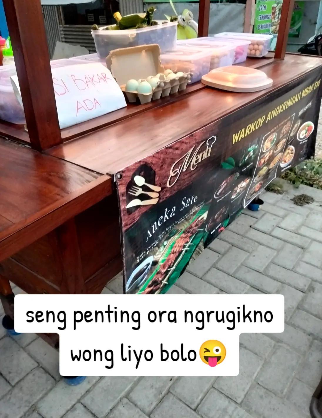 @Warkop angkringan mbak emi