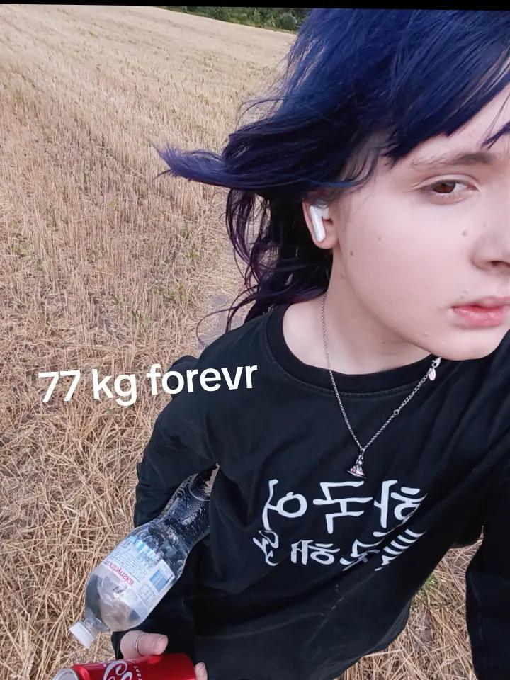 @Roxy🫐ロキシー