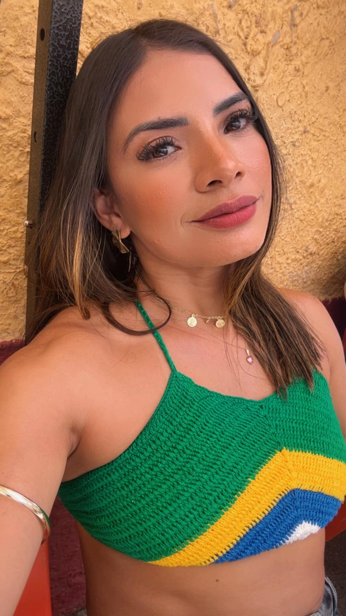 @Paula Vanessa