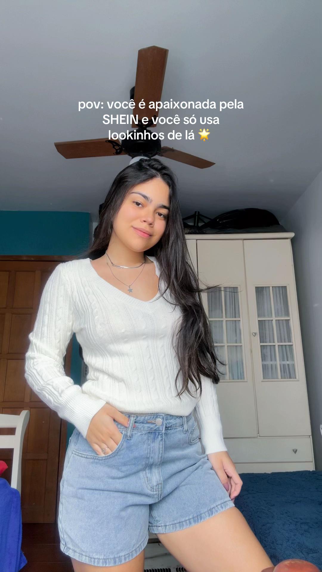 @Julia Calabria
