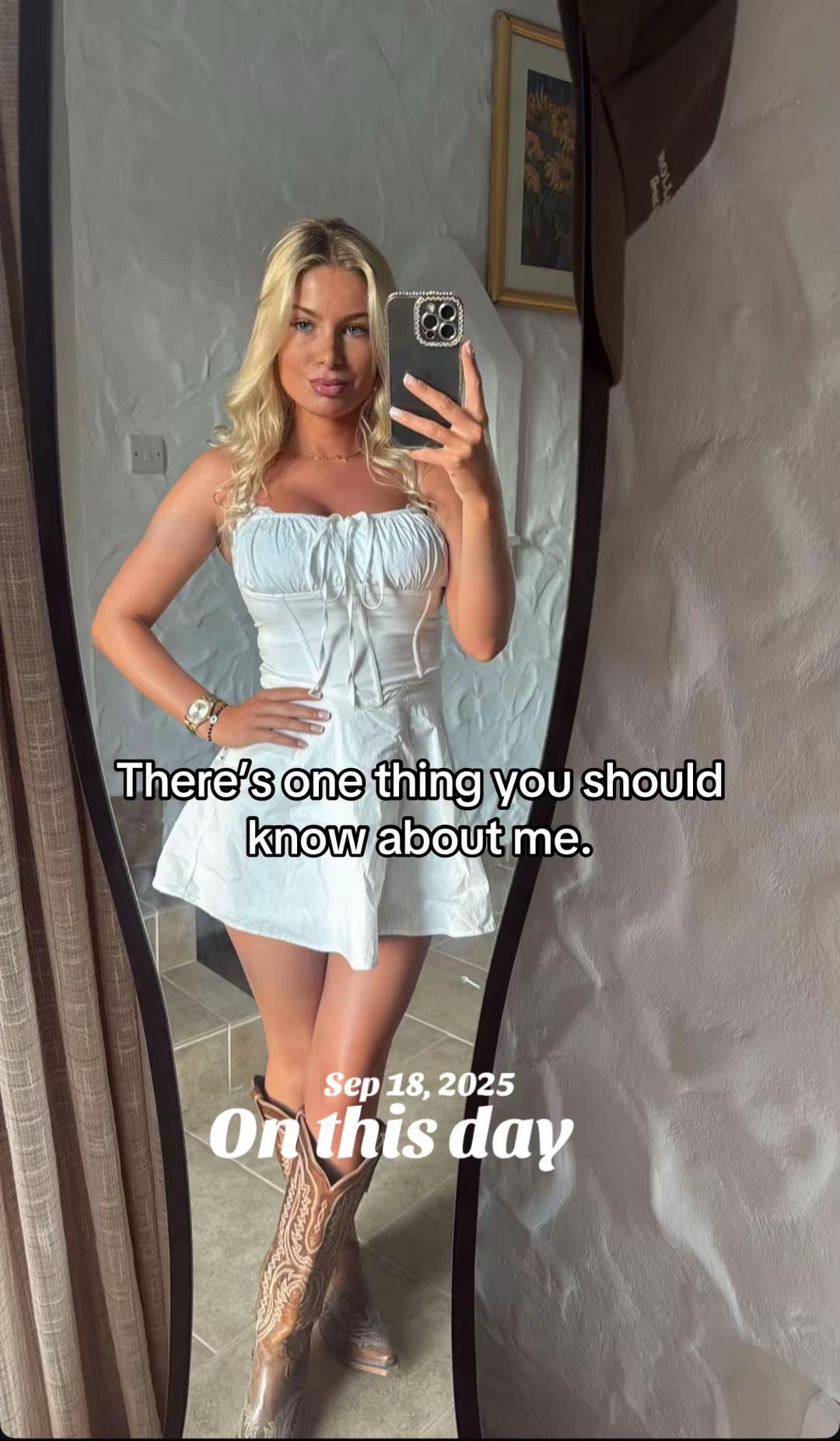 @thatyoungblonde