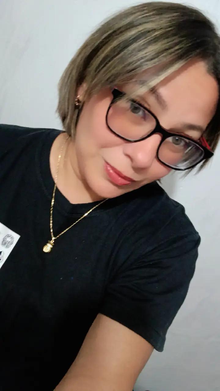 @zonia 🍍