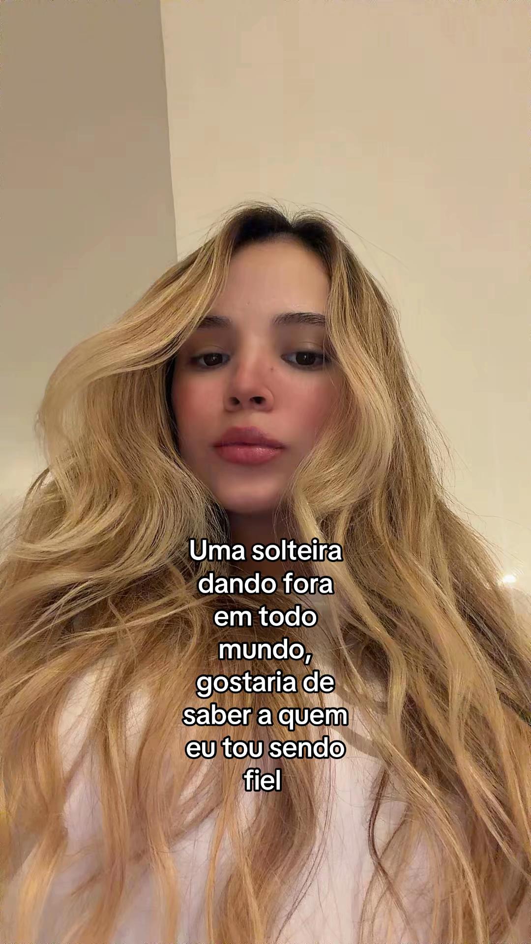 @Vitória Sandy