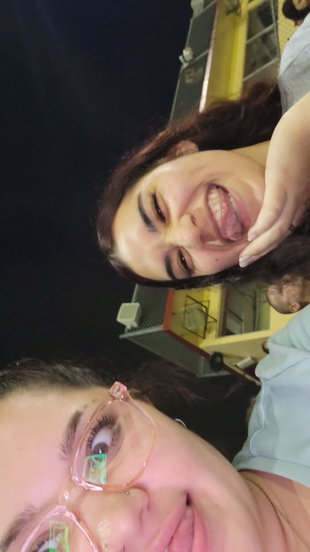 @Kat🎱❤️🕷️