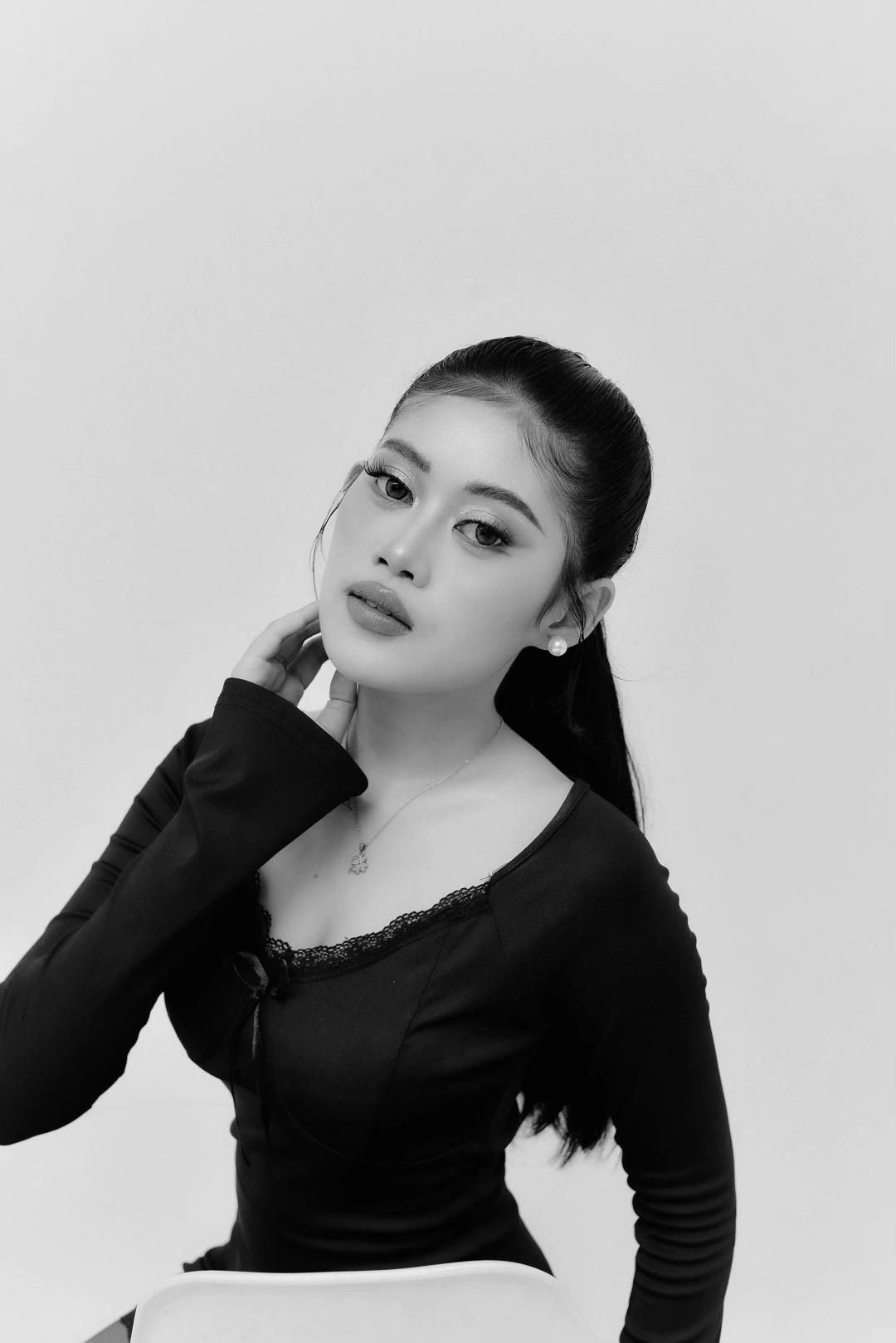 @罗海娜 Hanalia