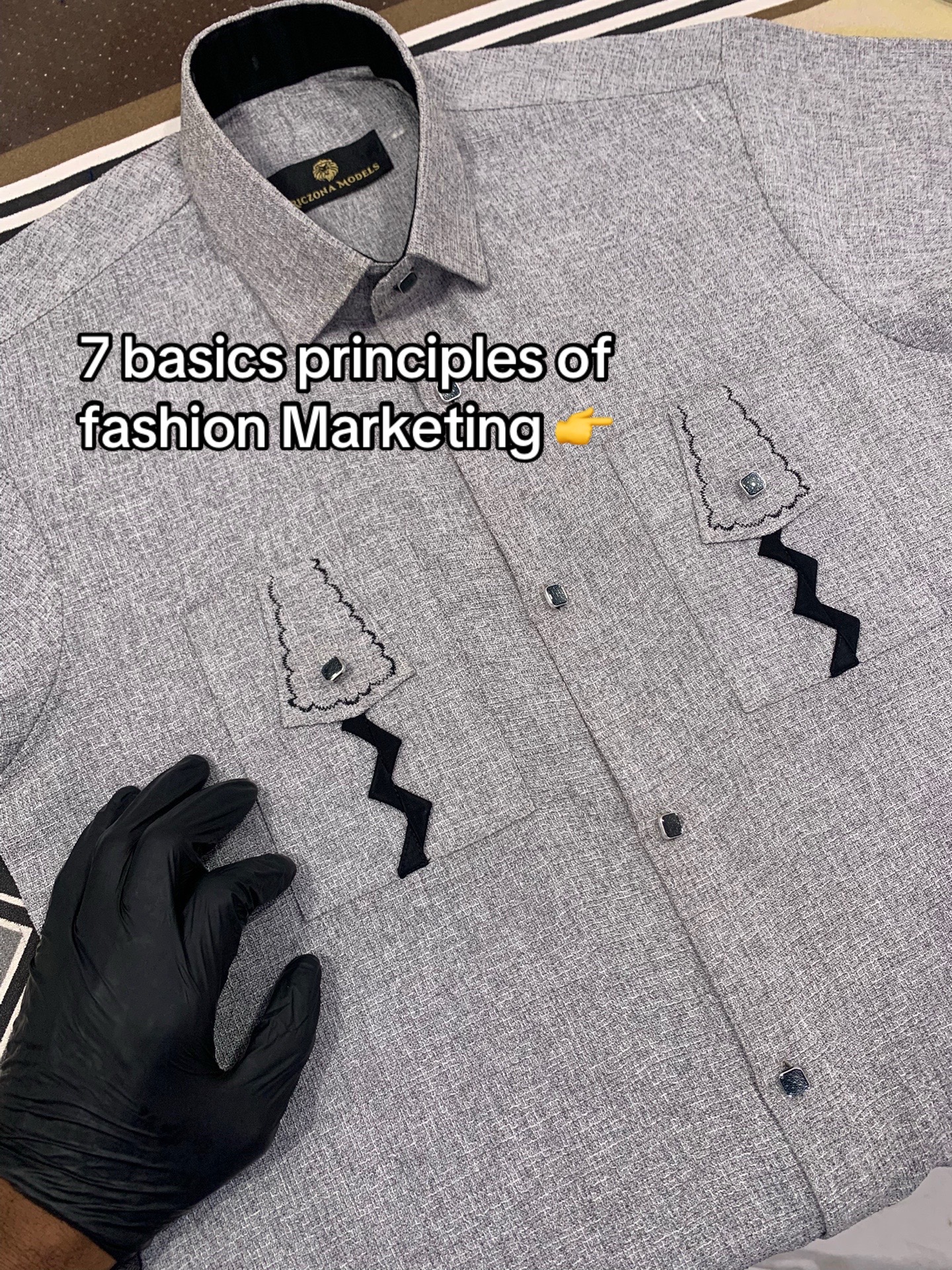 @Riczona Clothing