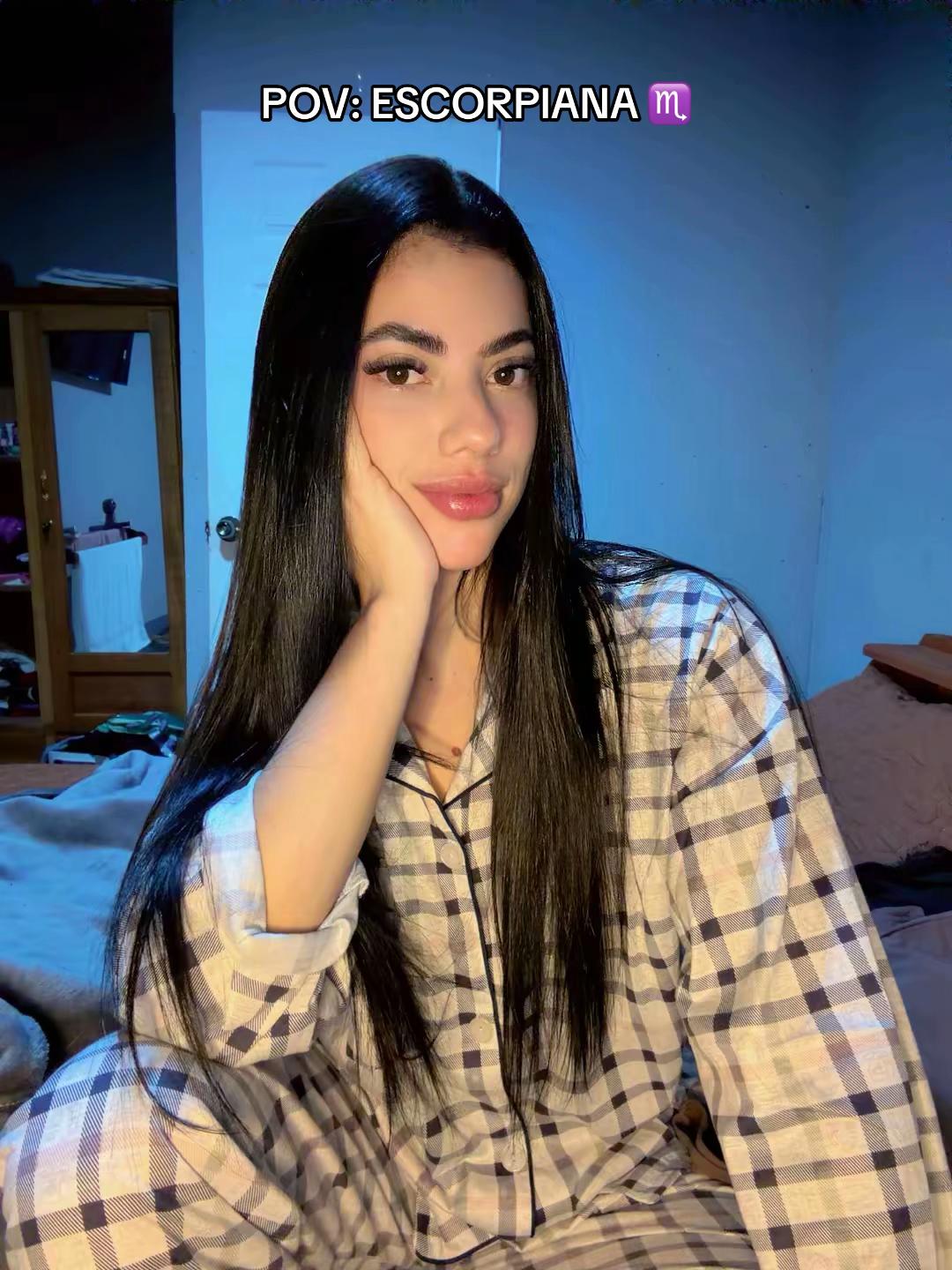 @julymaia_