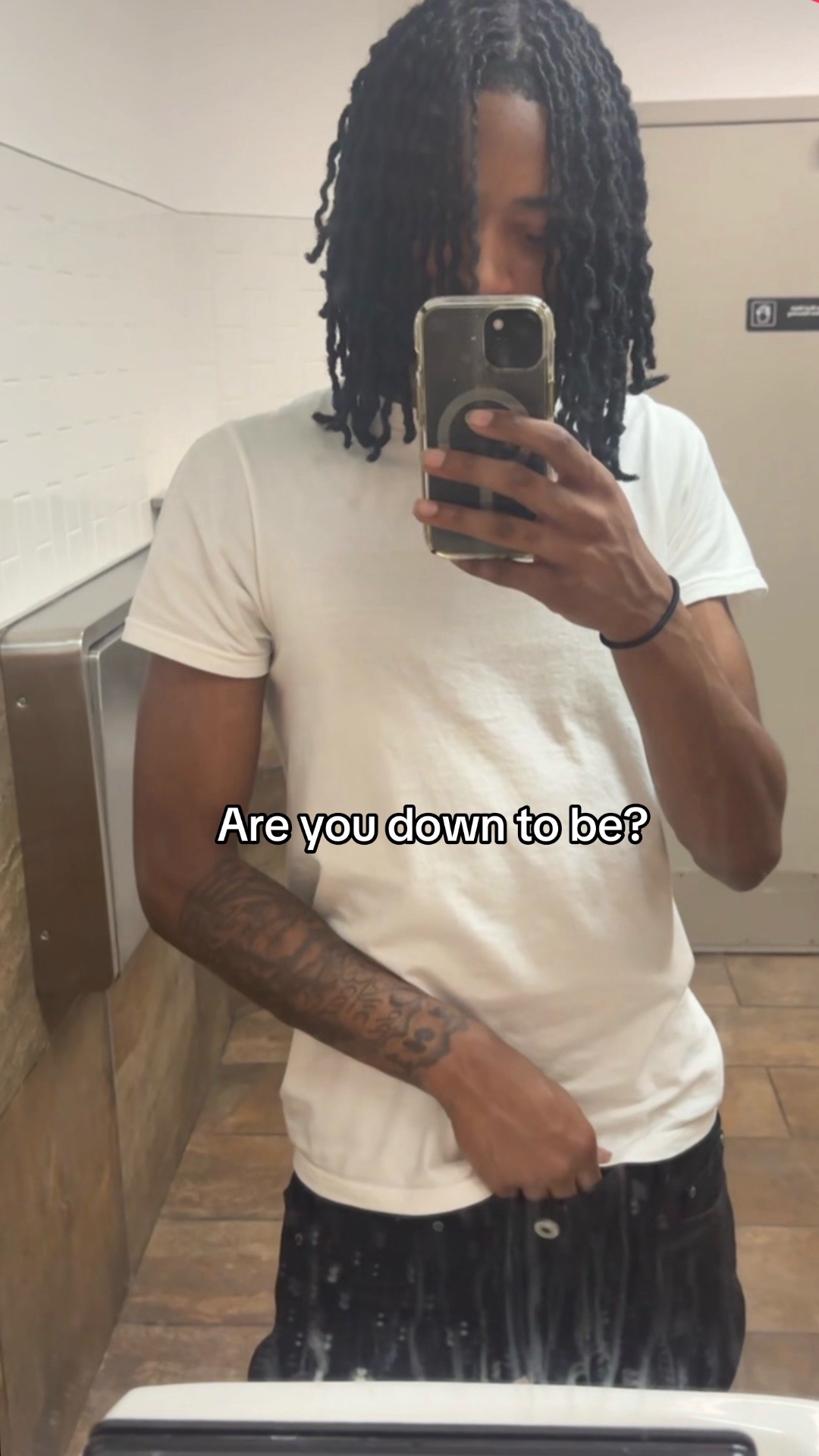 @Tj