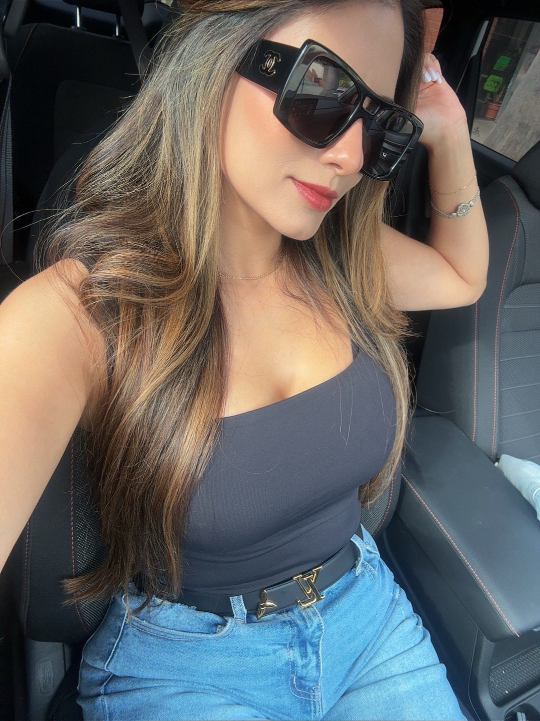 @LizzaSoto03