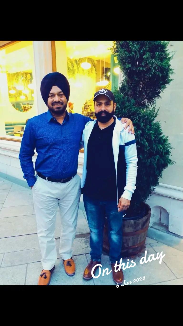 @Aman Grewal 🇬🇧