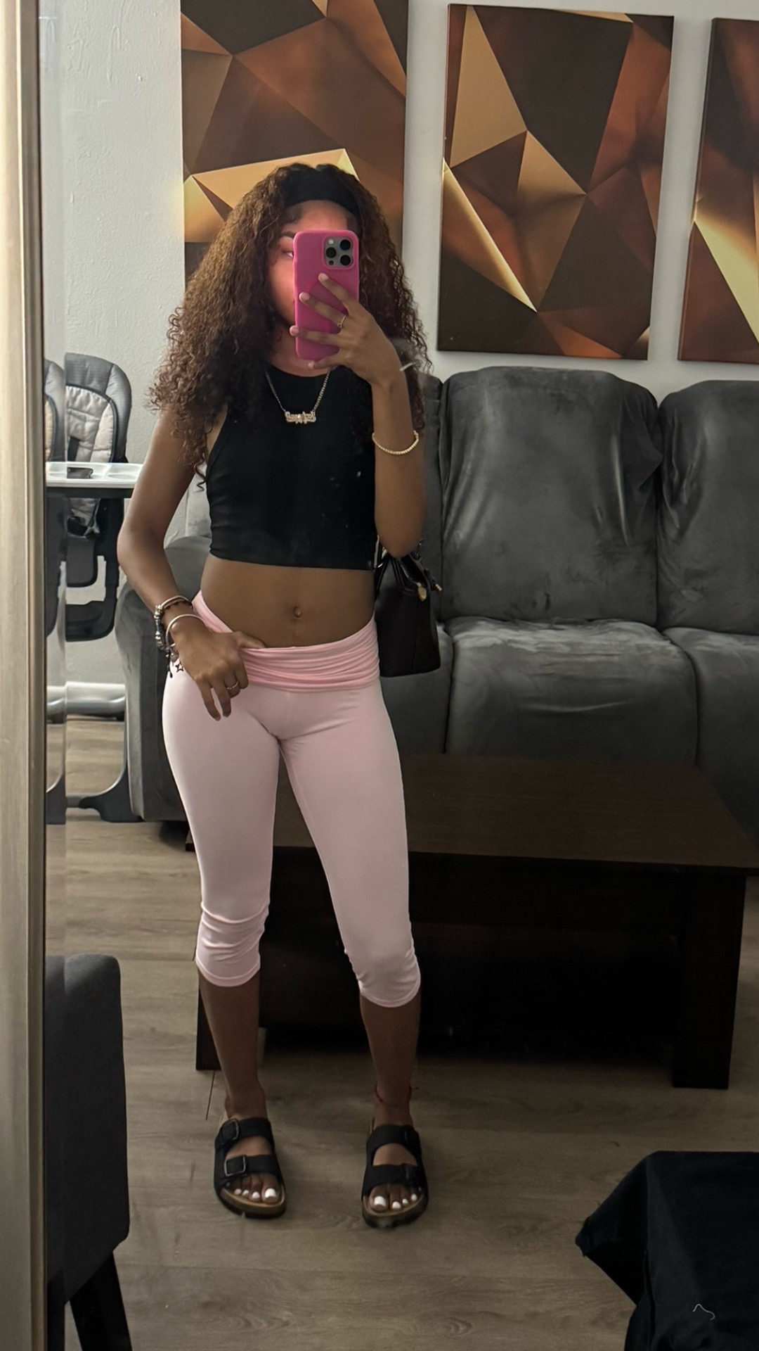 @Ms.2prettyy 💋.