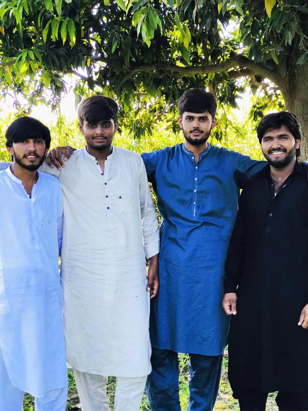 @زینی رکنانہ🥂🖤