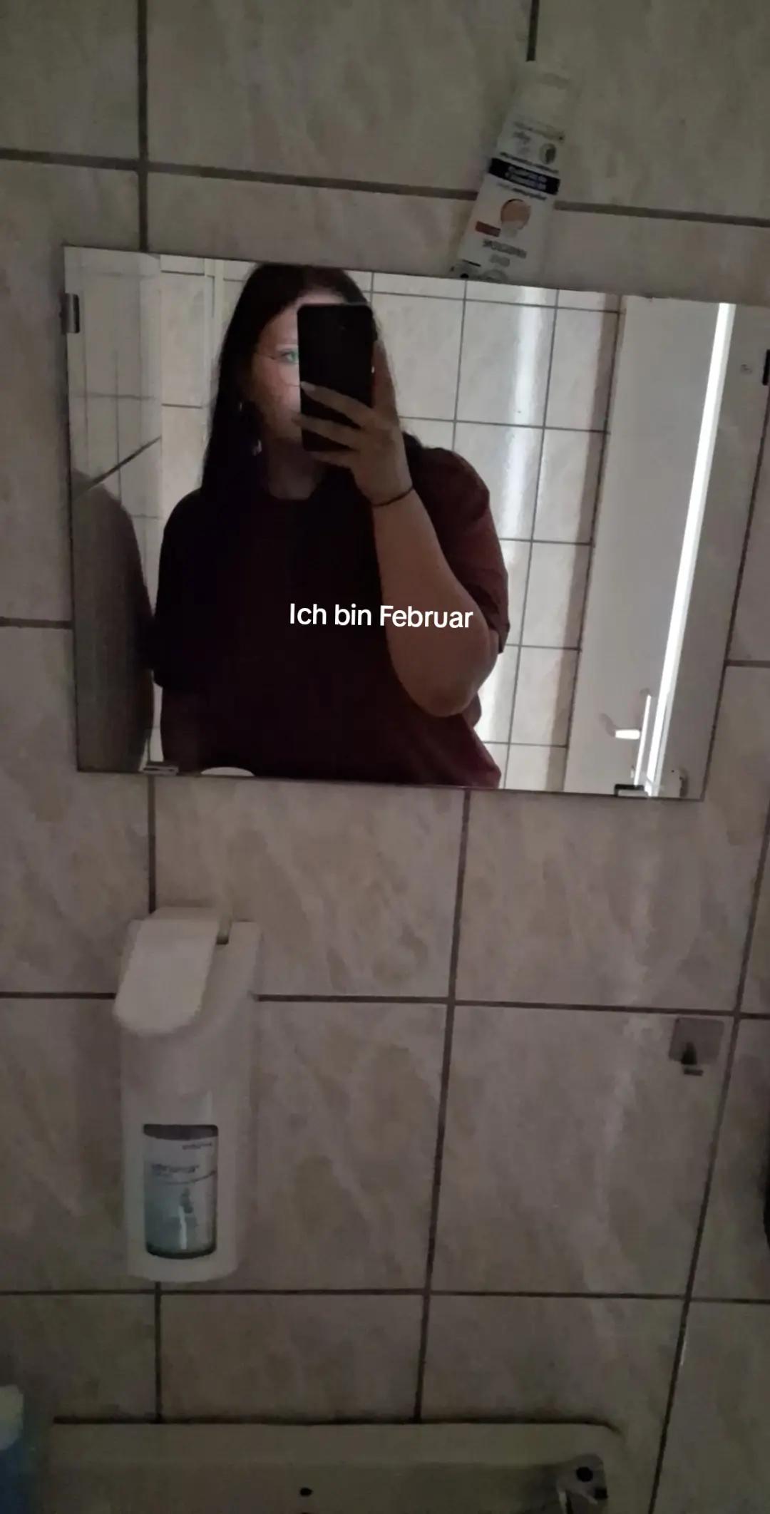 @...